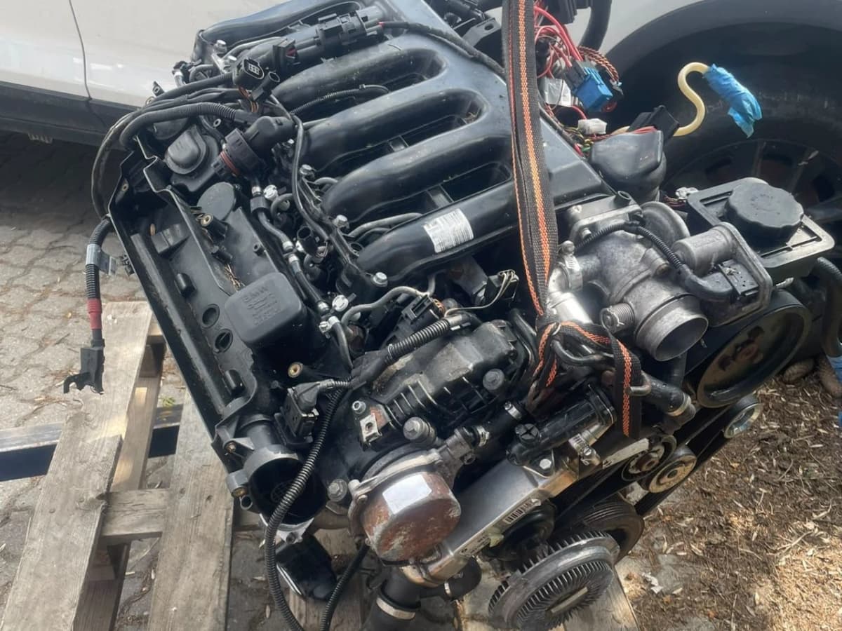 BMW M54 engine